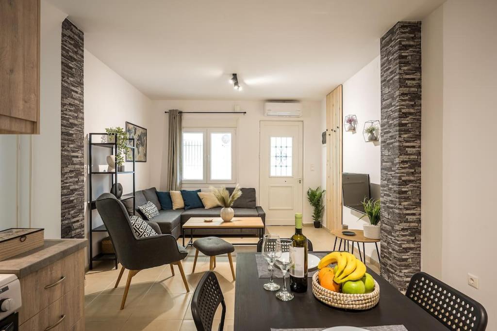 Sofman City Center Apartment A Heraklion  Bagian luar foto